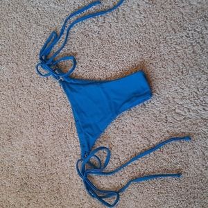 Kulani Kinis Bottoms💙